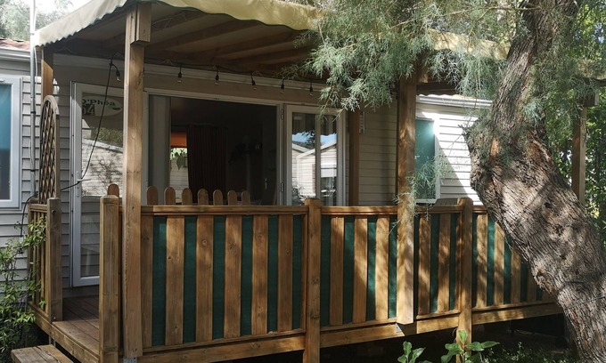 Villeneuve-les-Maguelone House | Nice mobile home in a quiet campsite