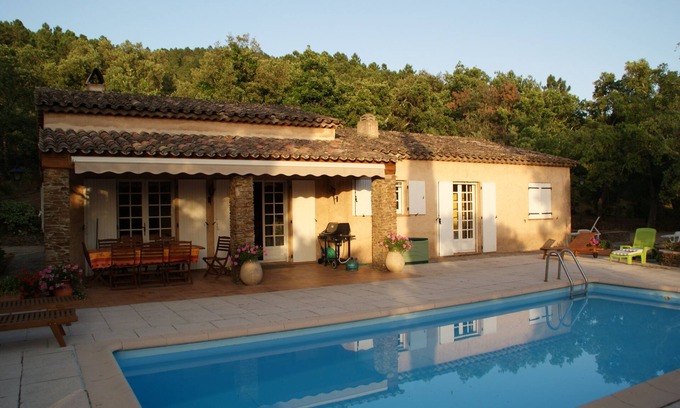 Le Muy Villa | Nice 'provencal mas' in a one hectare garden in a private residence