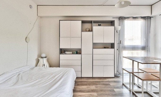 Prado-Perier Apartment | Nice quiet studio at the Beach, with parking