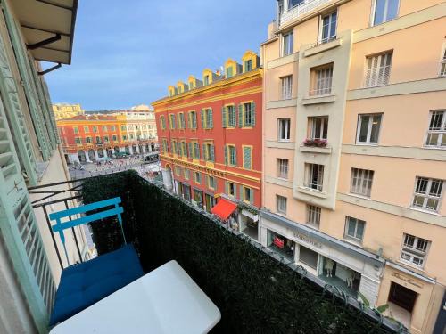 Jean-Medecin Apartment | Nice Renting - 2 MASSENA - Luxury Loft - Balcony Massena Square View - AirCon