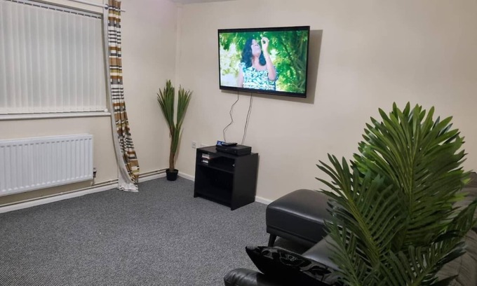 Manchester House | Nice Residential Within Easy Reach To Town