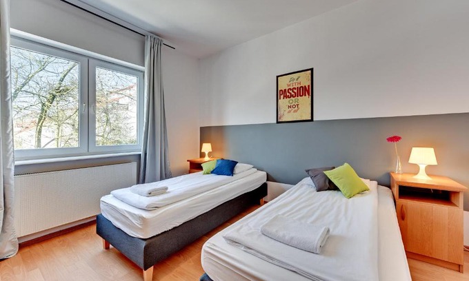 Emaus Bed & Breakfast | Nice Rooms - Pokoje Gościnne