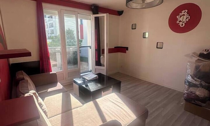 Clermont-Ferrand Apartment | Nice T2 close to the streetcar
