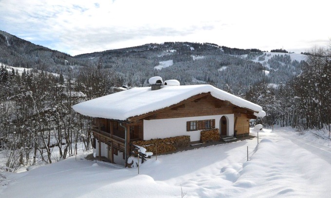 Hinterthal Apartment | Nicely furnished and spacious studio