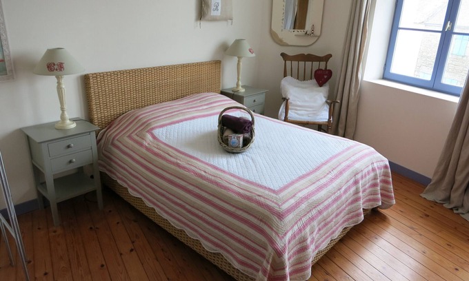 Plouhinec House | Nightly rental with breakfast included (2 nights minimum)