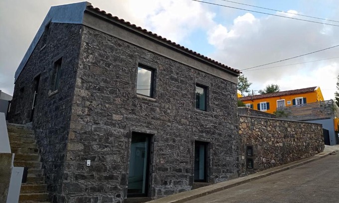 Ponta Delgada House | Ninho do Sonho