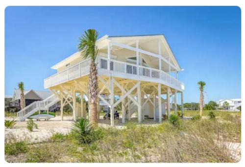Alligator Point House | Nirvana Beach House with Sauna & Hottub