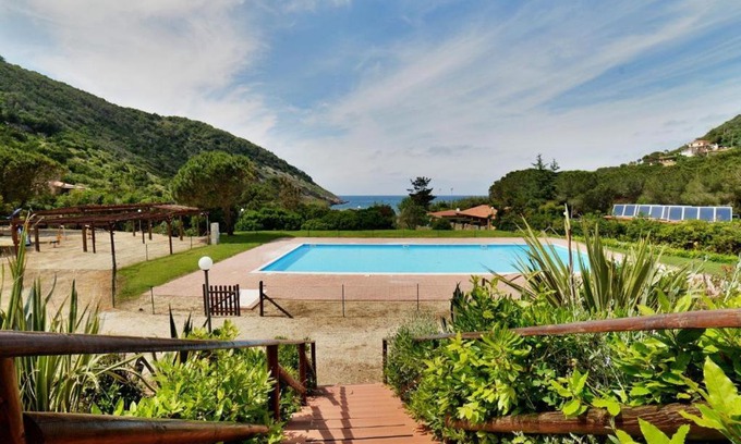 Rio nell'Elba Apartment | NISPORTO APPARTAMENTO 100 MT DAL MARE E PISCINA