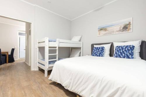 Siegburg Apartment | NIZZA CHILLINGHOUSE #1, 3 Min vom ICE, NETFLIX, Balkon
