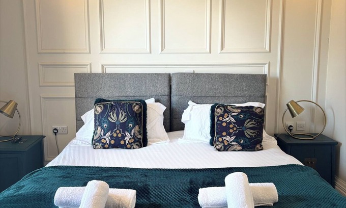 Markinch Hotel | No. 1 High Street - Boutique Rooms