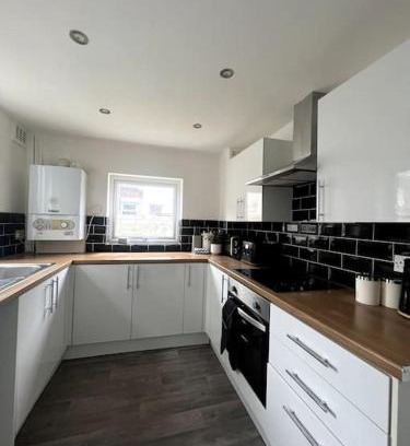 Liverpool House | No. 10 - Home away from Home
