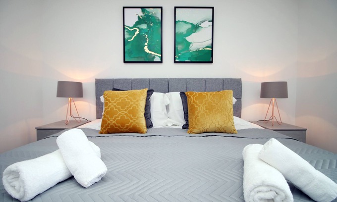 Bon-y-maen Apartment | No.43 Stadium Views by Stay South Wales - Free Parking