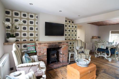 Thornham House | No33 THORNHAM BOUTIQUE COTTAGES