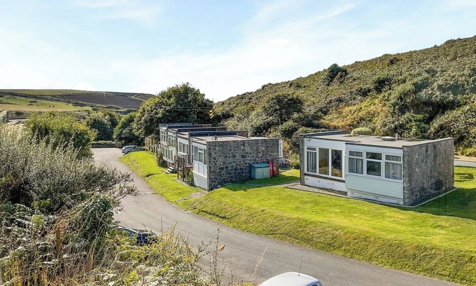 Nolton Cottage | Nolton Haven - Giddy Puffin