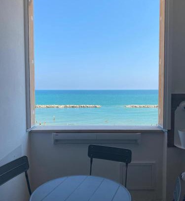 Lido Riccio Apartment | NON DISTA APARTMENT Appartamentino sul mare
