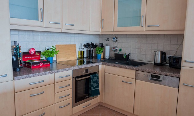 Center Apartment | Nordseeperle, Zentral,balkon, Wifi, Netflix - 5 Min. zur Nordsee