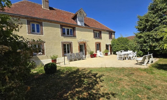 Verneuil-sur-Avre House | Normandy countryside with your family