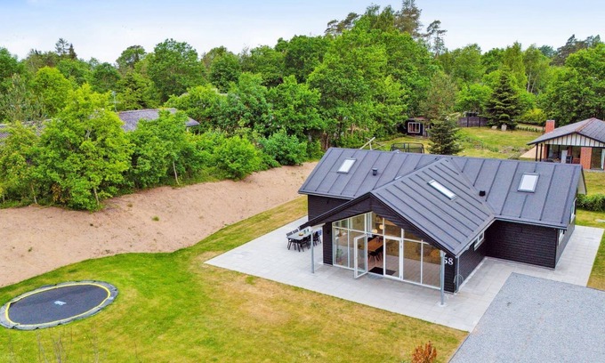 Skødshoved Strand House | "Norna" - 350m from the sea by Interhome