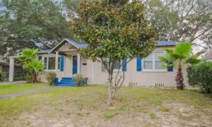 South Pensacola House | North Hill Cottage in Pensacola