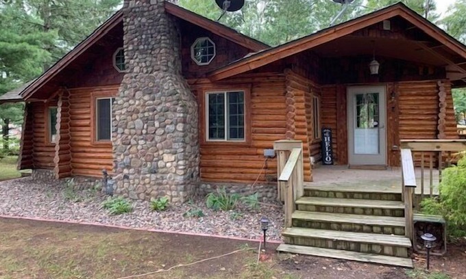 Lake Tomahawk Cabin | North Star Corner-Lake Tomahawk Cabin