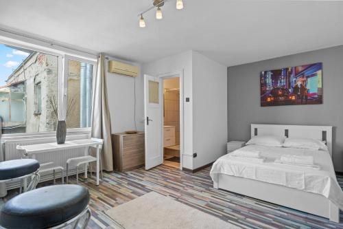Gara de Nord Apartment | North Station Flat