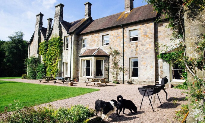 Dulverton House | Northmoor House - Secluded Victorian Country House in Exmoor National Park