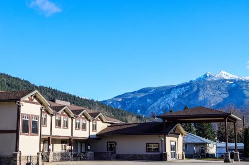 Revelstoke Hotel | Northwinds Hotel Revelstoke