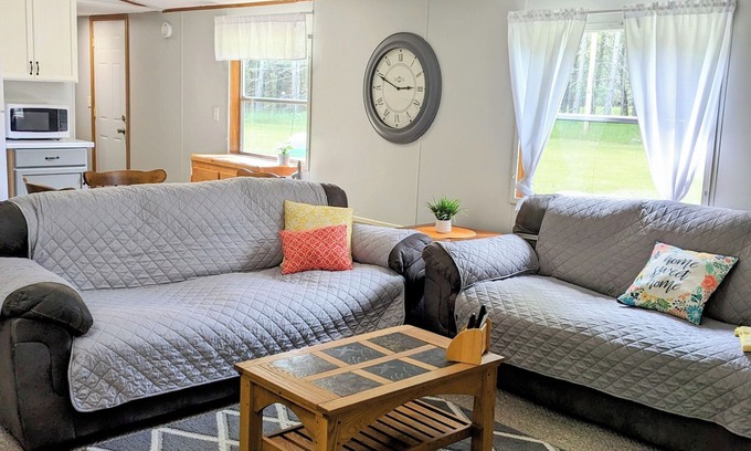 Dunbar House | Northwoods Cottage In the Heart of the Waterfall Capital 🤩nOn the ATV route