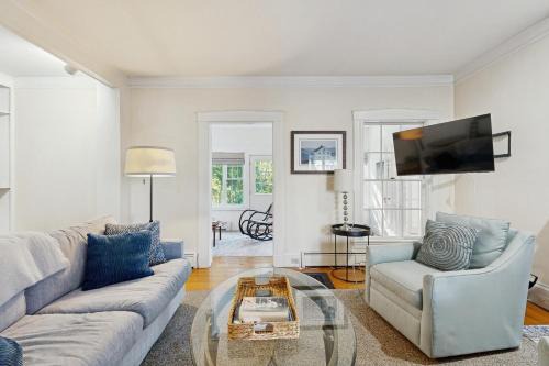 Camden House | Norwood Curtis House