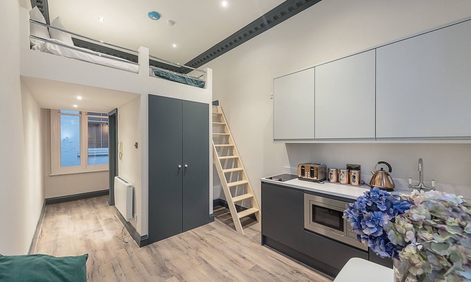 Colville Apartment | Notting Hill Studio 5 mins from Portobello Road & 10 mins from Kensington Palace