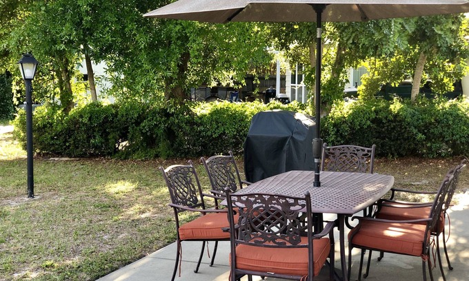 Vamo House | Now available! Spacious Private home, near beaches and all!