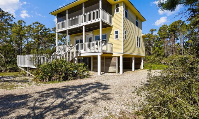 Treasure Beach Village House | Now I Sea is the perfect beach home for a private family getaway.