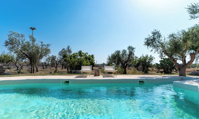 Ruffano House | Null 'Trullo Occhiazzi' with Private Pool, Wi-Fi and Air Conditioning