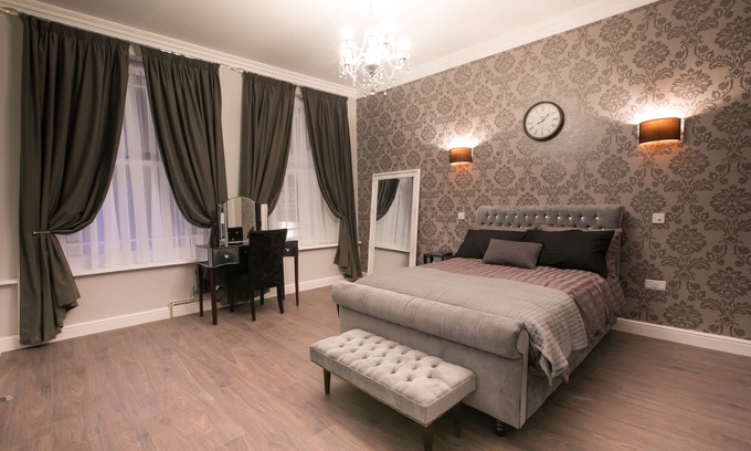 Wymondham Apartment | Number 10 The Abbey - Pensthorpe Gardens Apartment
