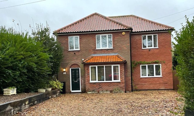 Wymondham House | Number 15