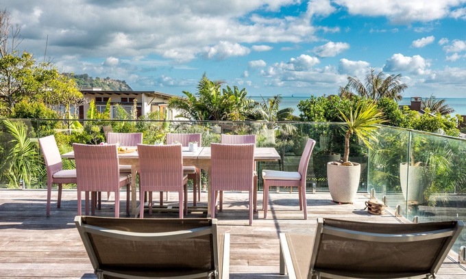 Onetangi House | Number 2 on Onetangi Be My Guest Fabulous Beach pad for the Family