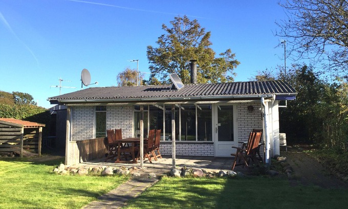 Nykobing Mors Cottage | Nykøbing M. 48m2 Holiday cottage situated on 381m2 nature ground.