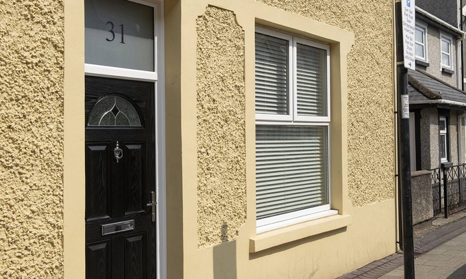Llanrwst Cottage | NYTHFA, pet friendly, luxury holiday cottage in Llanrwst