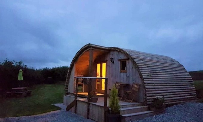Llanddeusant House | Oak View - One Bedroom House, Sleeps 2