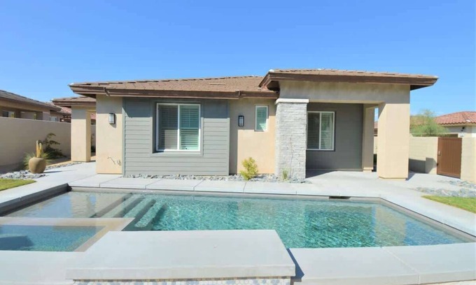 Palm Desert House | Oasis at Genesis - 30 Day