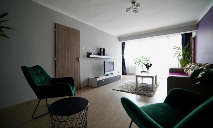 Hunedoara Apartment | Oasis House