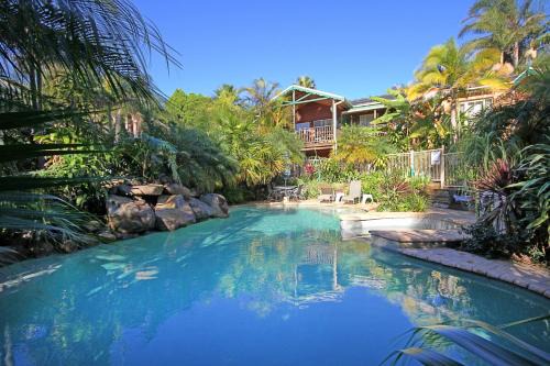 Ulladulla Hotel | Oasis Inn Ulladulla - Welcoming Guests 18 Years and Older