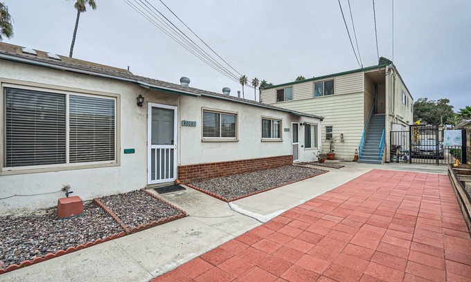 Ocean Beach Cottage | OB Cottage w outdoor patio/3 min to the beach