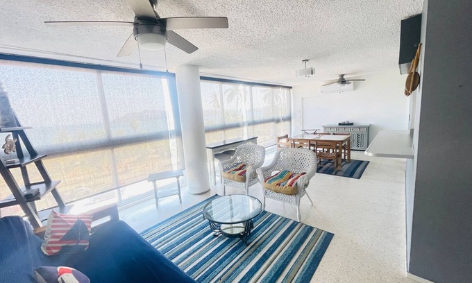 Hornos Apartment | OCEAN FRONT
