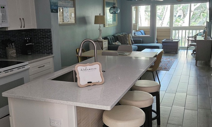 Palmetto Dunes Villa | Ocean front complex, ocean and lagoon view villa. A quiet, natural paradise.