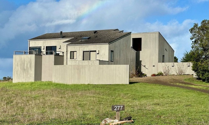 Sea Ranch House | Ocean meadow home, great views, hot tub, EV charger, shared pools