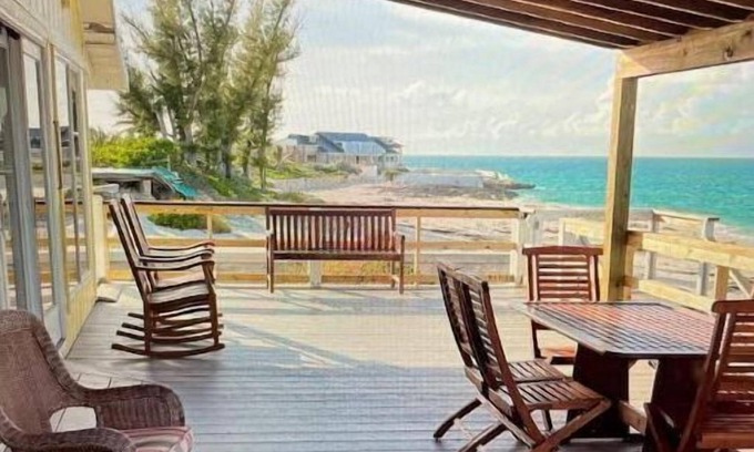 Bahama Palm Shores Villa | Ocean Pearl On The Beach Villa , ManOWar Cay, Abaco, Bahamas