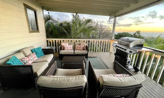 Kona Palisades House | Ocean View Close to Airport & Beaches