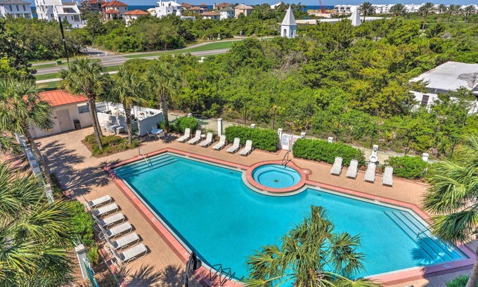Rosemary Beach Apartment | Ocean View Condo Btwn Rosemary & Alys Beach!
