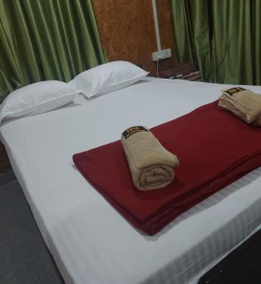 Anjuna Hotel | Ocean View Cottages
